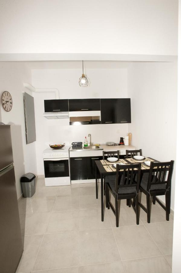 Sea Gem Apartment 1 Neoi Epivatai Buitenkant foto