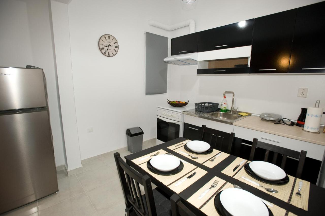 Sea Gem Apartment 1 Neoi Epivatai Buitenkant foto