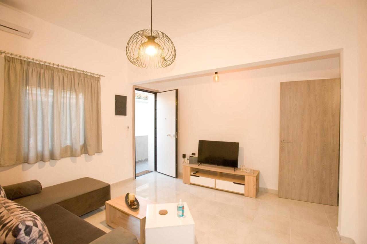 Sea Gem Apartment 1 Neoi Epivatai Buitenkant foto