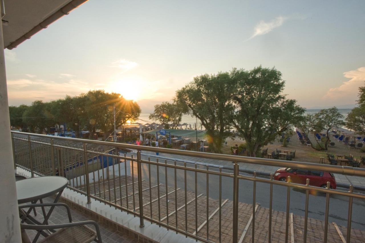 Sea Gem Apartment 1 Neoi Epivatai Buitenkant foto