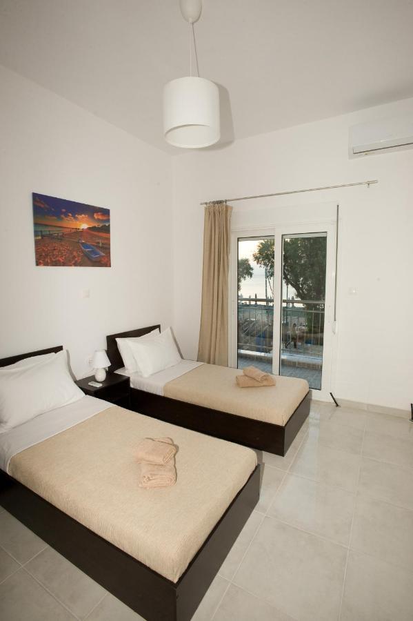 Sea Gem Apartment 1 Neoi Epivatai Buitenkant foto